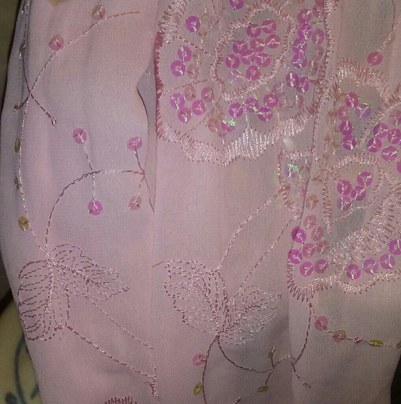 💖Light Pink Sequin Scarf - Picture 3 of 4